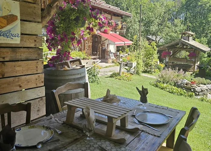 Sur Le Coux Frühstückspension