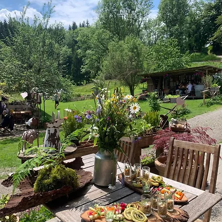 Sur Le Coux Bed & Breakfast