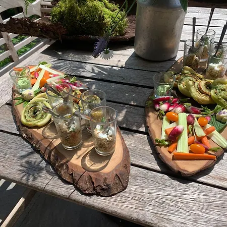 Sur Le Coux Oda ve Kahvaltı Thyez